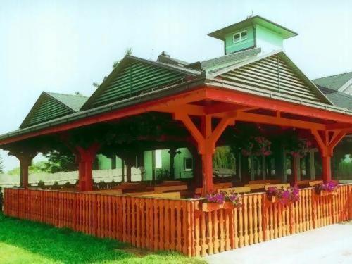 Motel Kod Bakija Карловац Экстерьер фото
