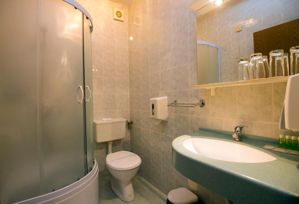 Motel Kod Bakija Карловац Номер фото